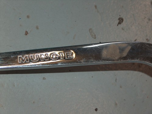 1967 1968 Chevy Camaro 4 Speed Muncie Transmission Shifter Mech w/Handle OEM - Picture 21 of 24