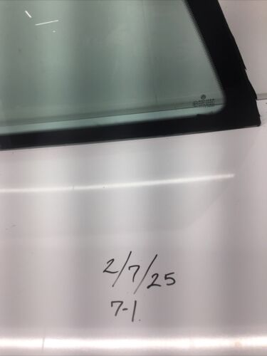 99-05 VW MK4 Jetta Wagon Driver Side Rear Quarter Glass - Picture 2 of 4
