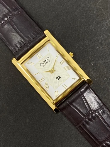 Vintage Seiko Slim Quartz White Dial Men's Wrist Watch With FREE SHIPPING