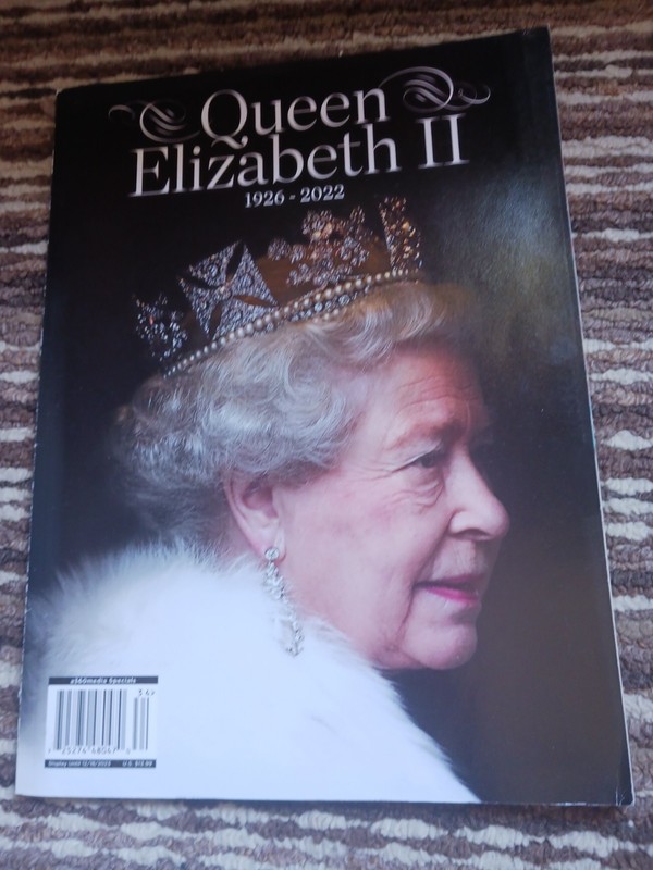 Queen Elizabeth II 1926-2022  Collectable Magazine