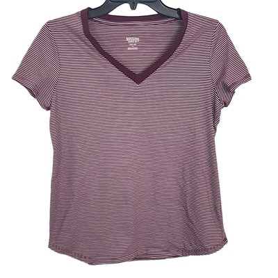 EUC Mossimo V-neck T-shirt, S