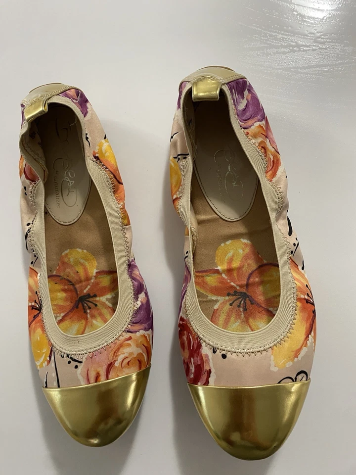 Zapato sin cordones Naturalizer Bromstad Ursela para mujer 9W plano multicolor floral Foto 2 de 4