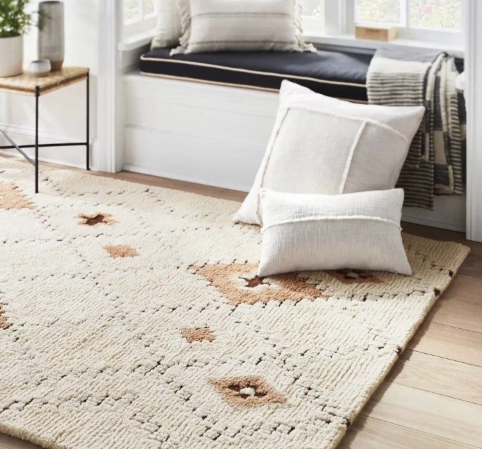 5'x7' Northridge Hand Tufted Wool Shag Diamond Area Rug - Threshold - Image 4 of 4