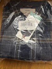 (UNOPENED) Weatherproof  Vintage Original Men’s Blue Flannel XL