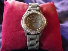 Woman's Geneva Watch with Crystals**Nice** B24-597 ZC