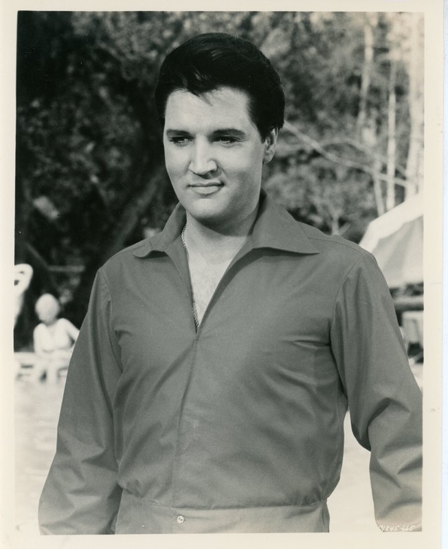 Elvis Presley in Spinout 8x10 black & white glossy photo