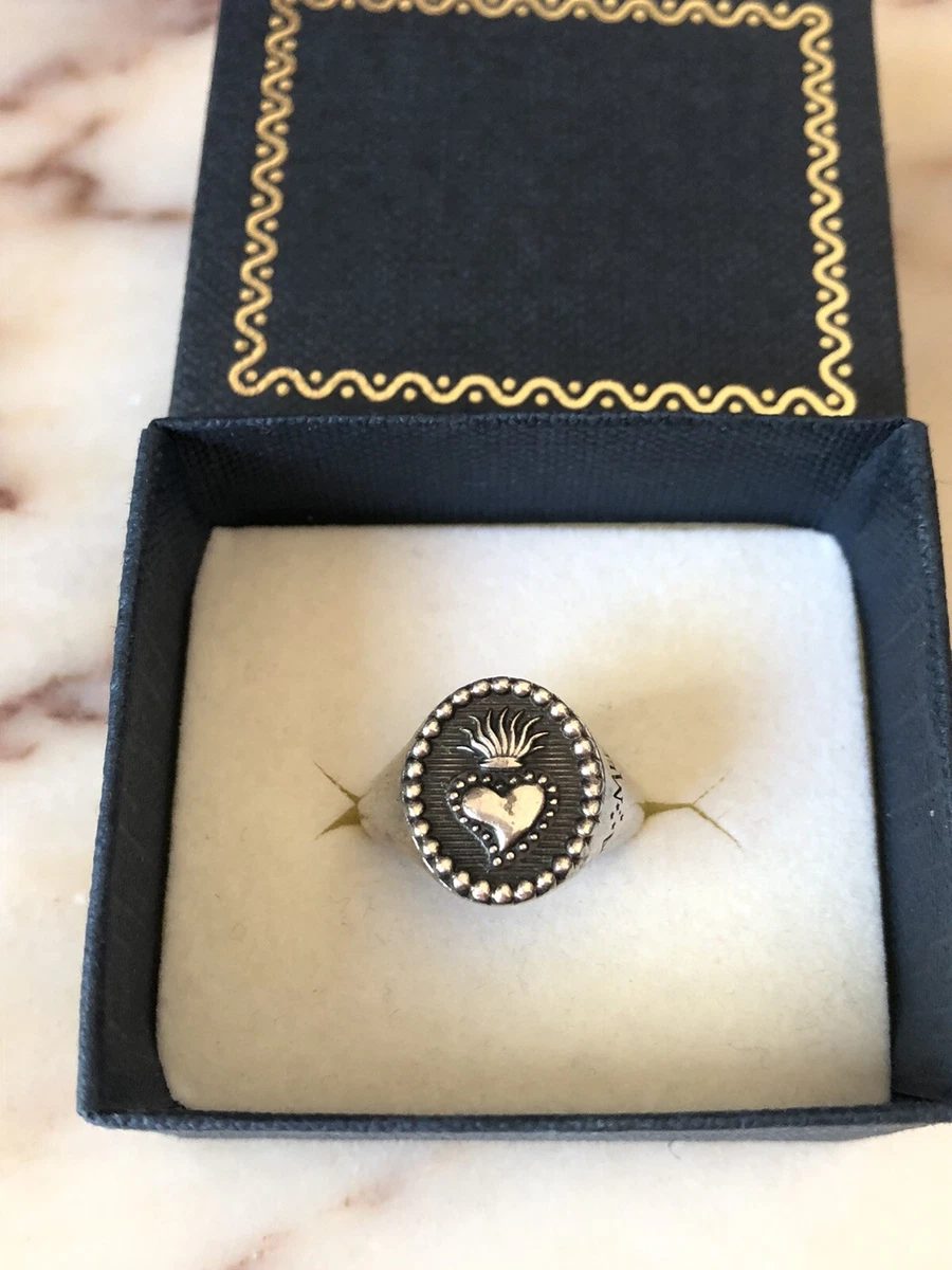 Anello sacro hotsell cuore amen