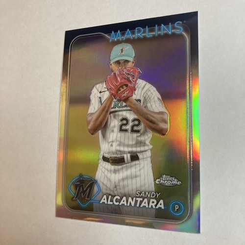 2024 Topps Chrome Sandy Alcantara Refractor Miami Marlins #138 - Picture 2 of 3