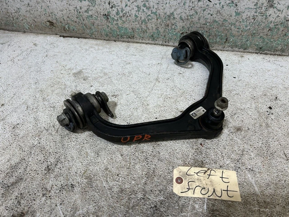 Brazo de control superior delantero del lado del conductor o del pasajero GMC SIERRA250 2024 FABRICANTE DE EQUIPOS ORIGINALES Foto 3 de 3