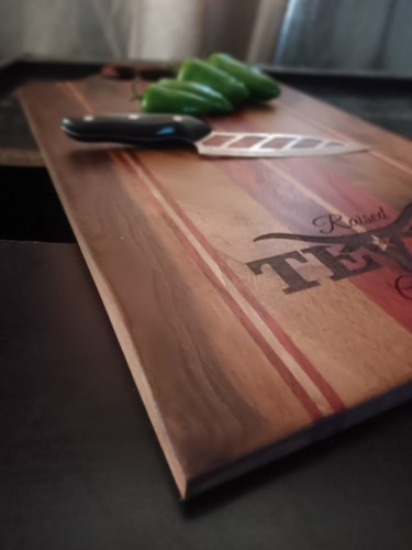Texas Engraved Charcuterie Board and BBQ Carving Board with TX State Handle - Picture 8 of 10