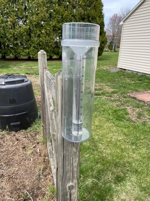 Precise Rain Gauge with Mounting Bracket, 1/100th Inch Accuracy Polycarbonate