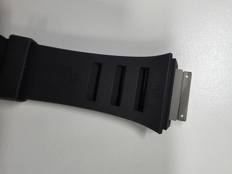 Original Richard Mille RM011 schwarzes Kautschukband Original-Zubehör-Hersteller - authentisch - Bild 2 von 4