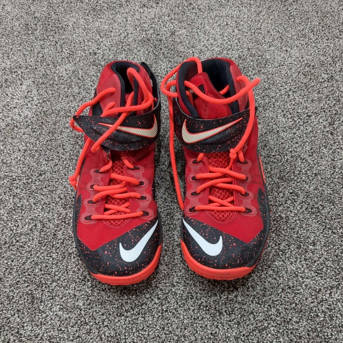 Nike Lebrun Zoom Basketball Sneaker Size 8 Amazon.com | Lebron Witness 8 Basketball Shoes (FB2239-002  main image 4