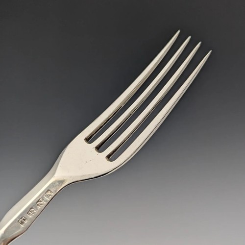 Um 1860 britisches antikes geschnitztes Perlmuttgriff Dessertbesteck 6 Paar - Bild 8 von 10