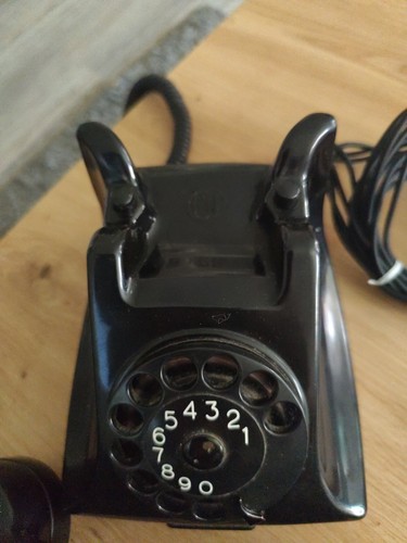 Altes Telefon mit Wahlscheibe, PTT schwarz - Afbeelding 2 van 3