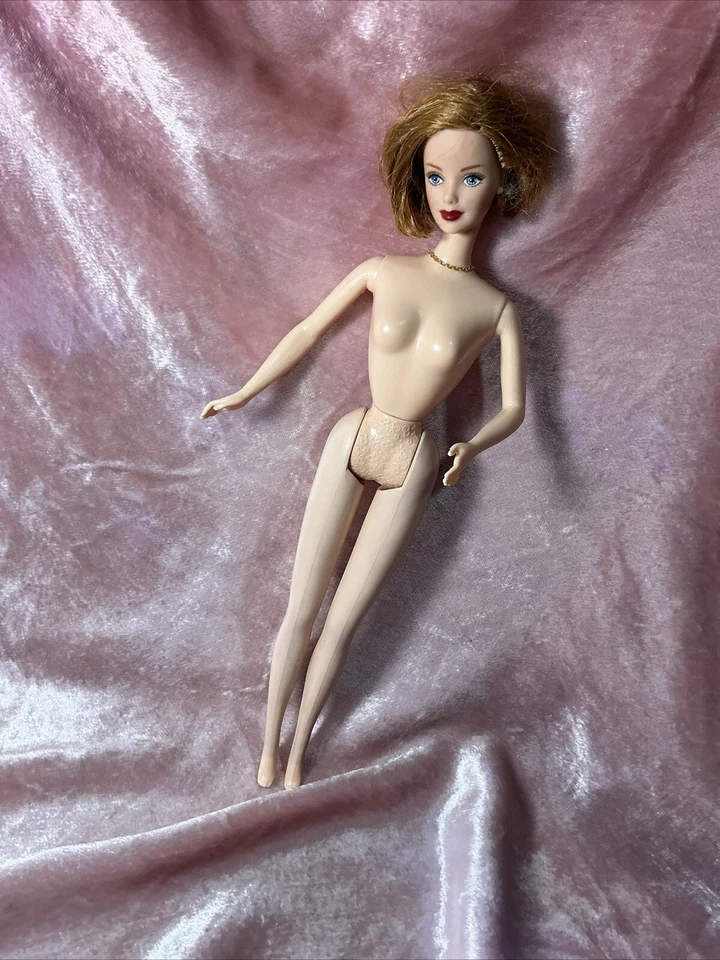 Muñeca Barbie pelirroja Scully agente X-Files vintage desnuda solo con collar Foto 3 de 4