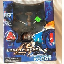 Lost in Space Battle Ravaged Robot 1997 TrendMasters NIB Vintage