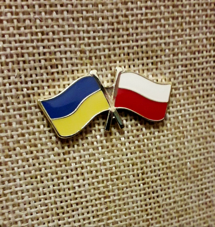 Bandera de Ucrania y Polonia Ucrania Polend Solapa Pin Oro Navidad Regalo Caja de Regalo Foto 4 de 4