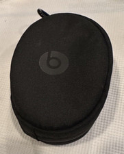 beats Soft Black Zipper Headphone Earphone Case - Inside Pocket  Carabiner Clip