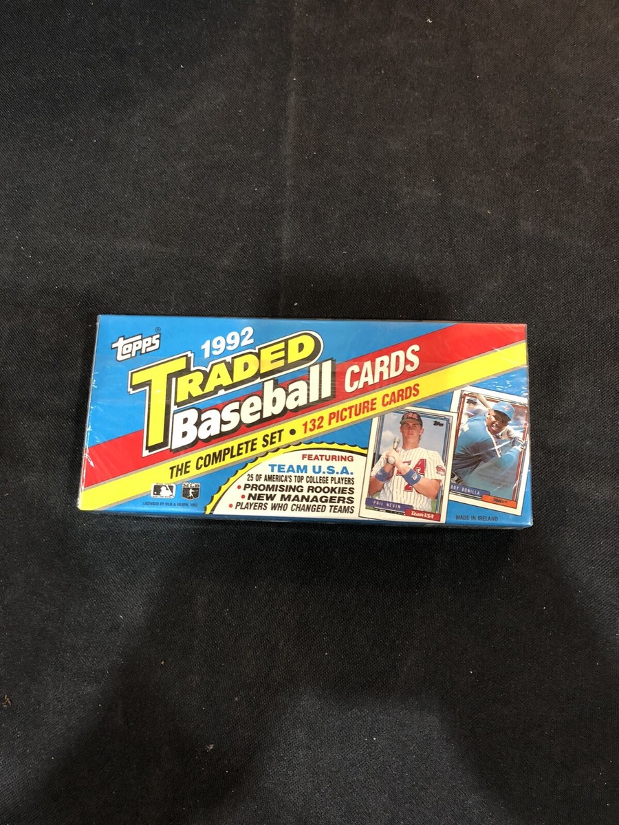 1992 TOPPS TRADED BASEBALL FACTORY Sealed SET 132 CARDS