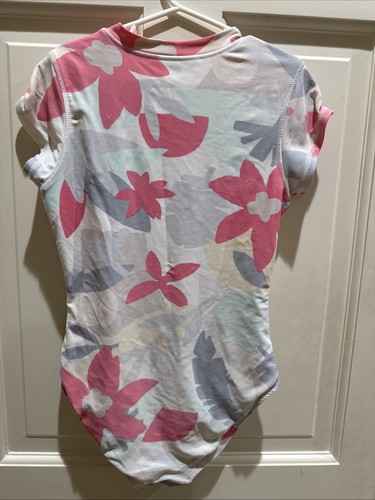 Tea Collection Girl’s Size 10 Short Sleeve Flower One Piece Swimsuit - Picture 2 of 3