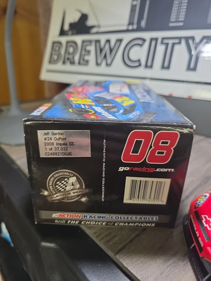 2008 Jeff Gordon #24 DuPont Chevrolet Impala SS COT 1/24 Action Nascar Diecast - Image 4 of 4