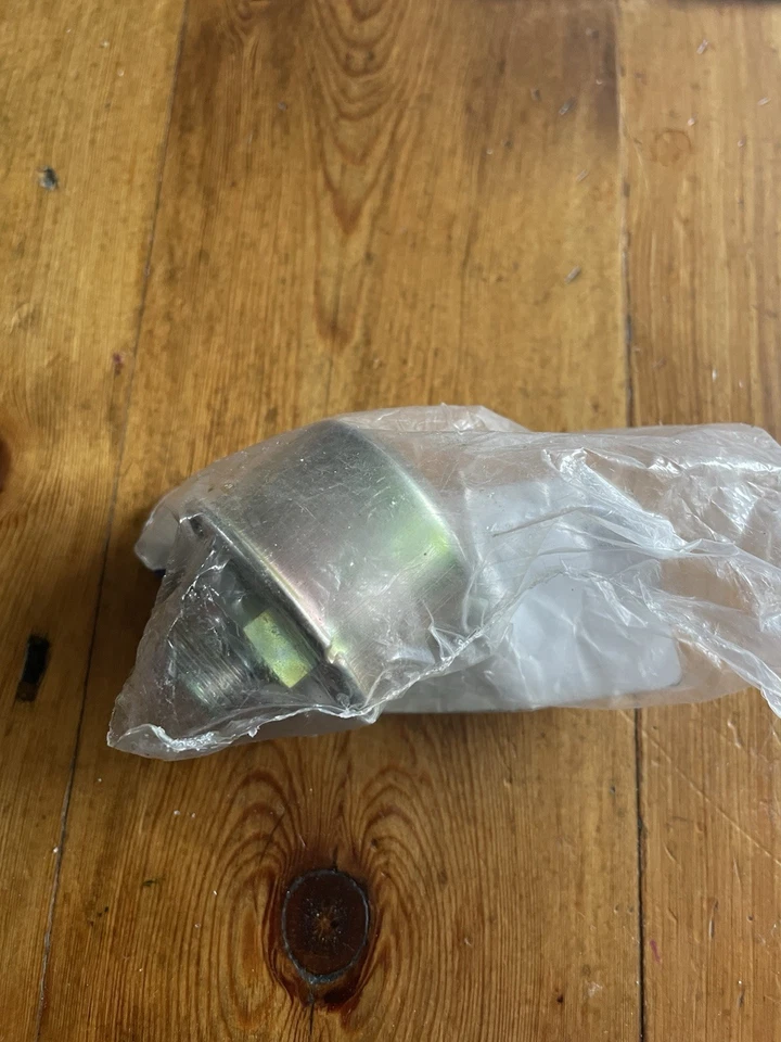 MERCEDES SL PAGODA W113 W108 FUEL FILTER A0000751132 - Image 2 of 2