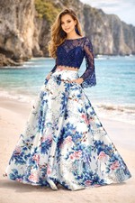 2 Piece White Royal Floral Skirt With Pockets Lace Top Sleeves Prom Dress Size 0