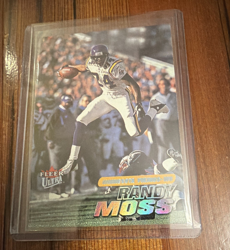 Fleer 2001 Fleer Ultra Randy Moss Minnesota Vikings #229 Base Set