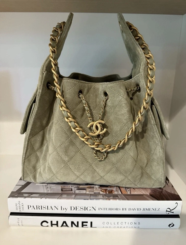 Chanel 25C Small Khaki Suede 25 Hobo Handbag - Image 2 of 4