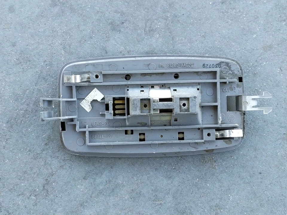 2006 TOYOTA SOLARA XV30 2.4L CENTER UPPER ROOF READING MAP DOME LIGHT LAMP OEM+ - Image 3 of 4