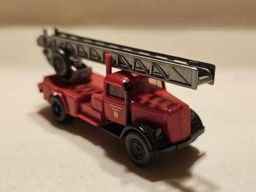 Opel Blitz Drehleiter Feuerwehr "Berufsfeuerwehr Mannheim" 1:87 H0 ohne OVP