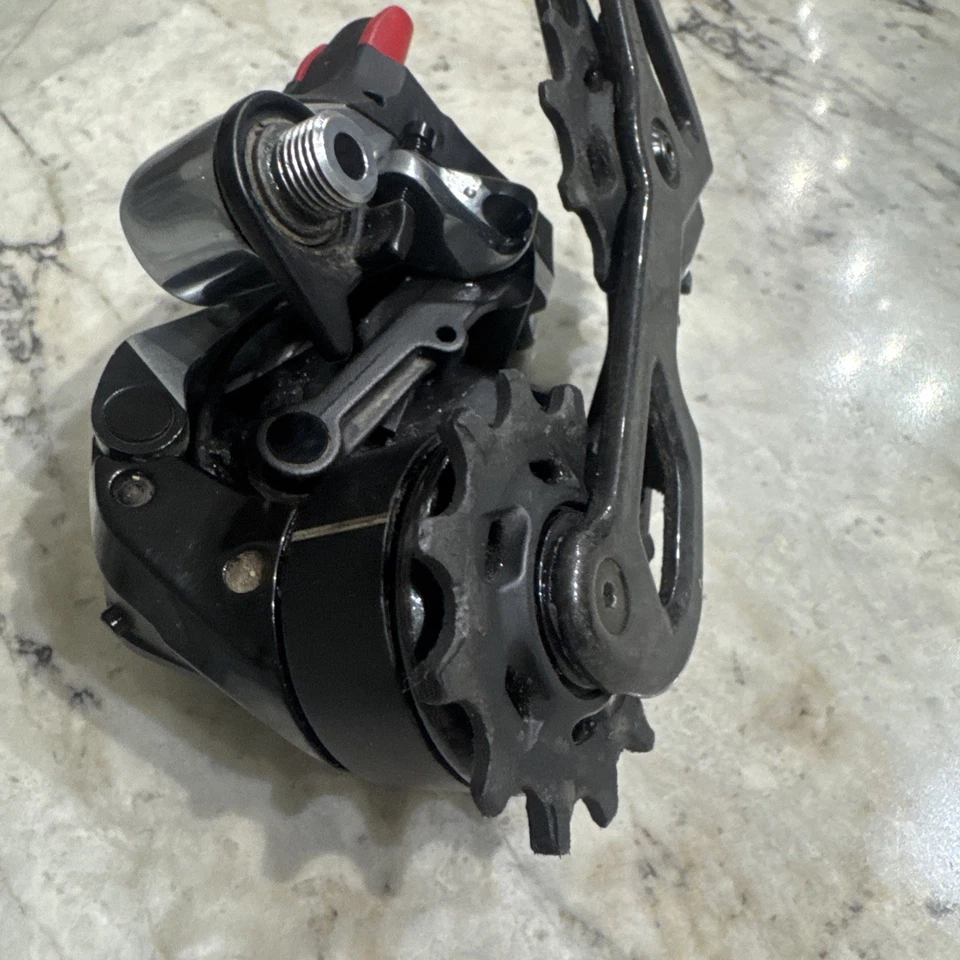 Desviador trasero SRAM rojo ETAP AXS D1 12 velocidades carretera grava tt negro 33T Foto 4 de 4