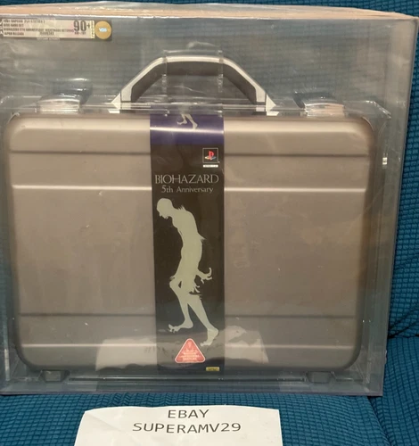 Biohazard 5th Anniversary Nightmare Returns VGA 90+ SMALL CRACK ON CASE CORNER