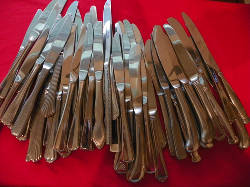 MIXED LOT 50 DINNER KNIVES Quality Stainless Wedding Catering Crafts lot P
