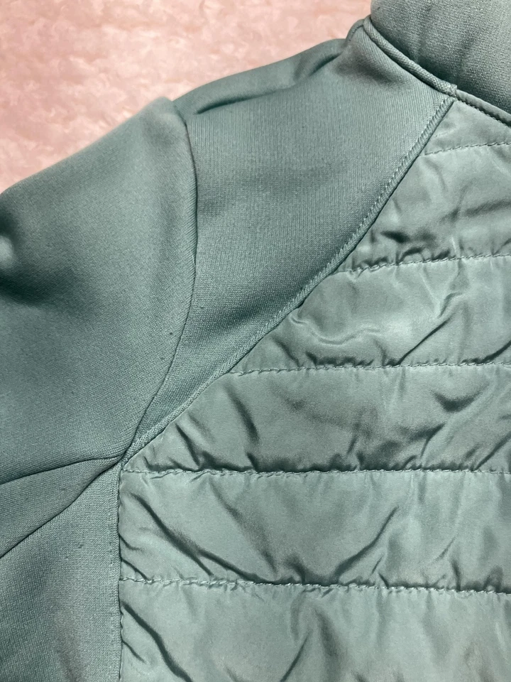 Куртка женская Tek Gear 14 Plus с капюшоном на молнии стеганая флисовая с подкладкой отверстия для пальцев - Изображение 4 из 4