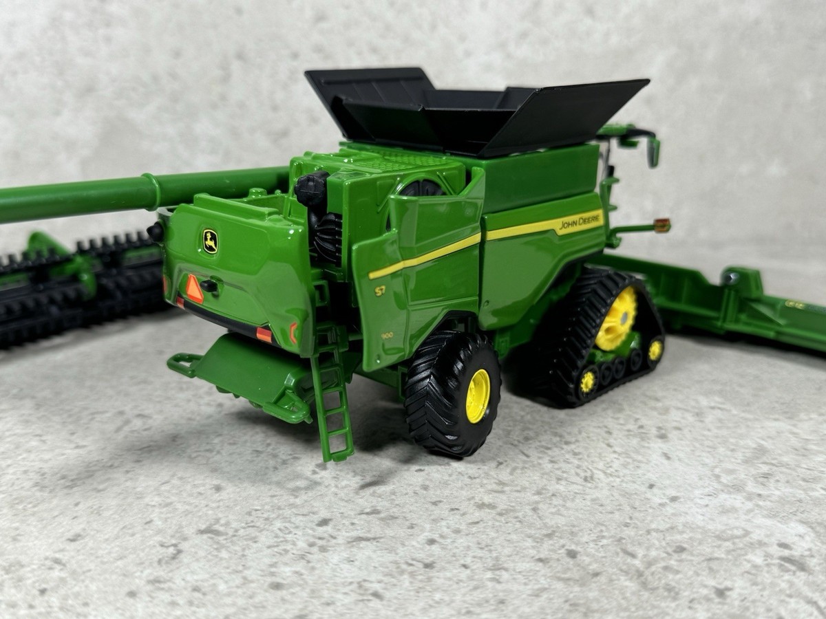 1/64 John Deere S7 900 Combine Tracks 2025 Farm Show Ertl | eBay