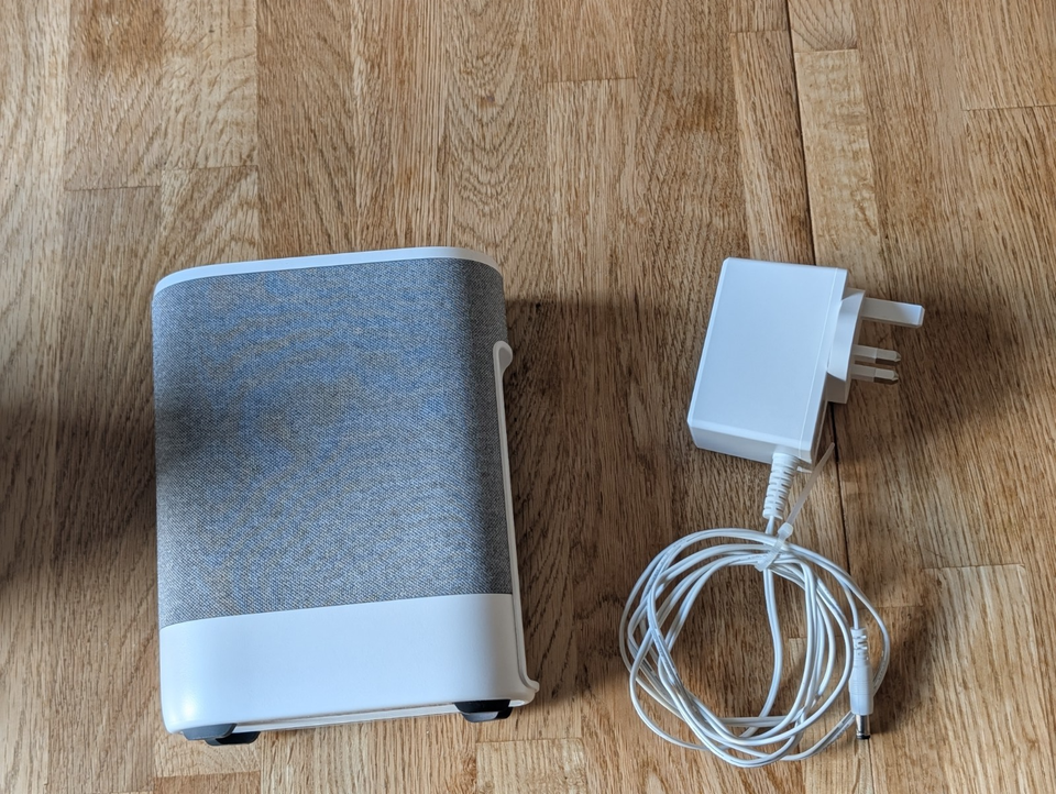 VODAFONE ULTRA HUB WITH Wi-Fi 6E, SUPER WIFI 6E EXTENDER AND 4G USB ...