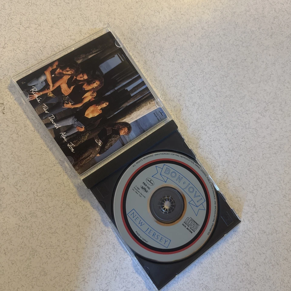 BON JOVI NEW JERSEY Mercury Japan Import 1988  Rare OOP Disc VG — 第 2/4 张图片