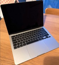 Apple MacBook Air 13 Inch M4 2025 Silver 16GB RAM 256GB SSD 10 Month warranty 