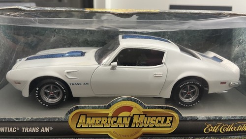 American Muscle 1/18 Scale 1970 Pontiac Trans Am Polar White Diecast #7843 NIB - Picture 2 of 6