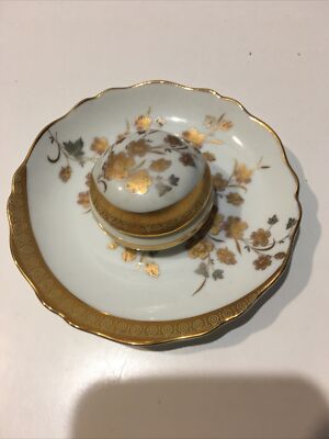 Porcelaine Les Griffes Collection D Art Limoges France Trinket Box & Underplate