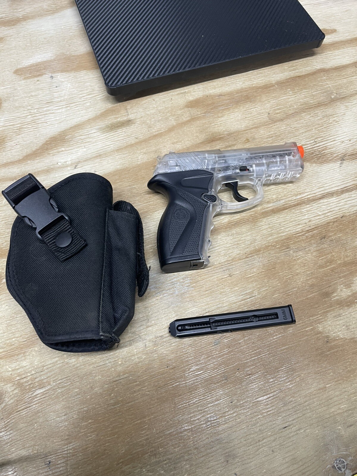 Crossman Air Mag C11 CO2 Airsoft Semi Automatic Pistol Game Face 6mm Clear