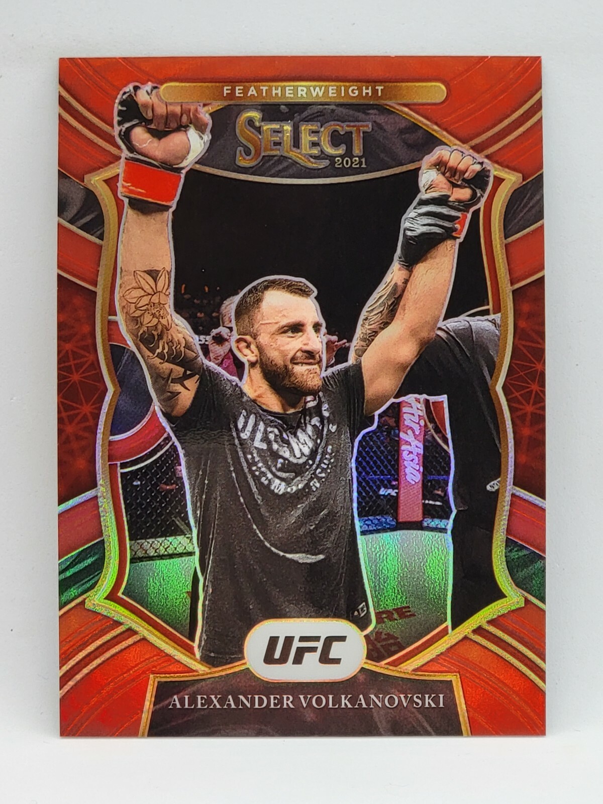 2021 Panini Select UFC #16 - Red Prizm 64/99 - ALEXANDER VOLKANOVSKI -