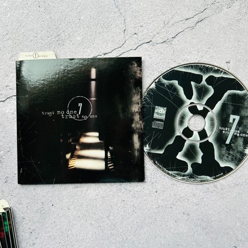 The X Files 7 Disc Box Set PC Computer Game - Picture 7 of 12