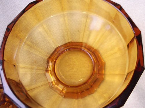 VINTAGE ART DECO LARGE DEEP AMBER HEAVY PEDESTAL DISH & VASELINE 19 HOLE FROG - Picture 5 of 10