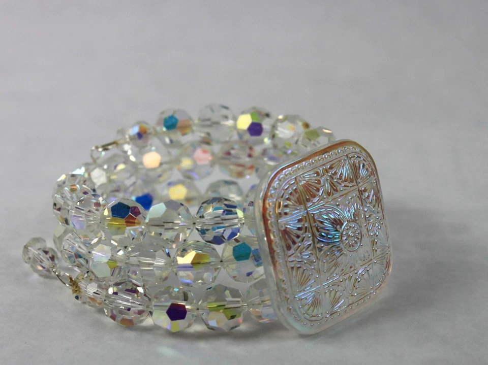 Pulsera Botón Cristal Aurora Borealis y Vidrio Checo Hecha a Mano ÚNICA EN SU CLASE Artesana Foto 2 de 4