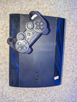   Playstation 3 inkl. Controller und Kabeln, Ladenauflösung,  gut Enthalten  