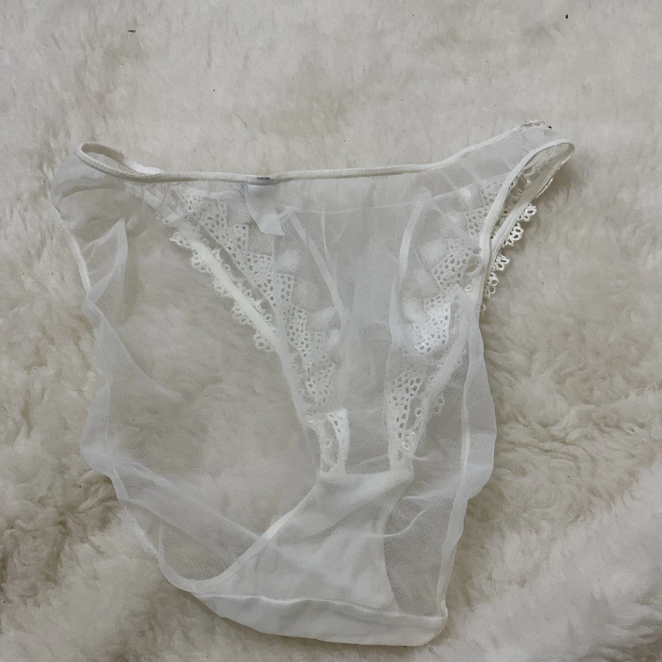 复古 Felina 丁字裤内裤蕾丝前蝴蝶结细节 #0432 — 第 2/4 张图片