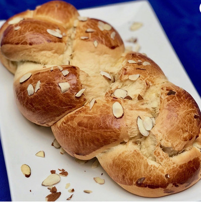 FRESH BAKERY BAKED Tsoureki Greek Loaf Bread with Mahlepi (1.5 lb)